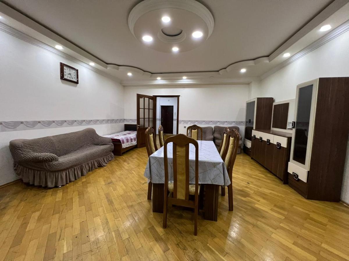 Bakuvi Apartments On New Boulveard Екстериор снимка