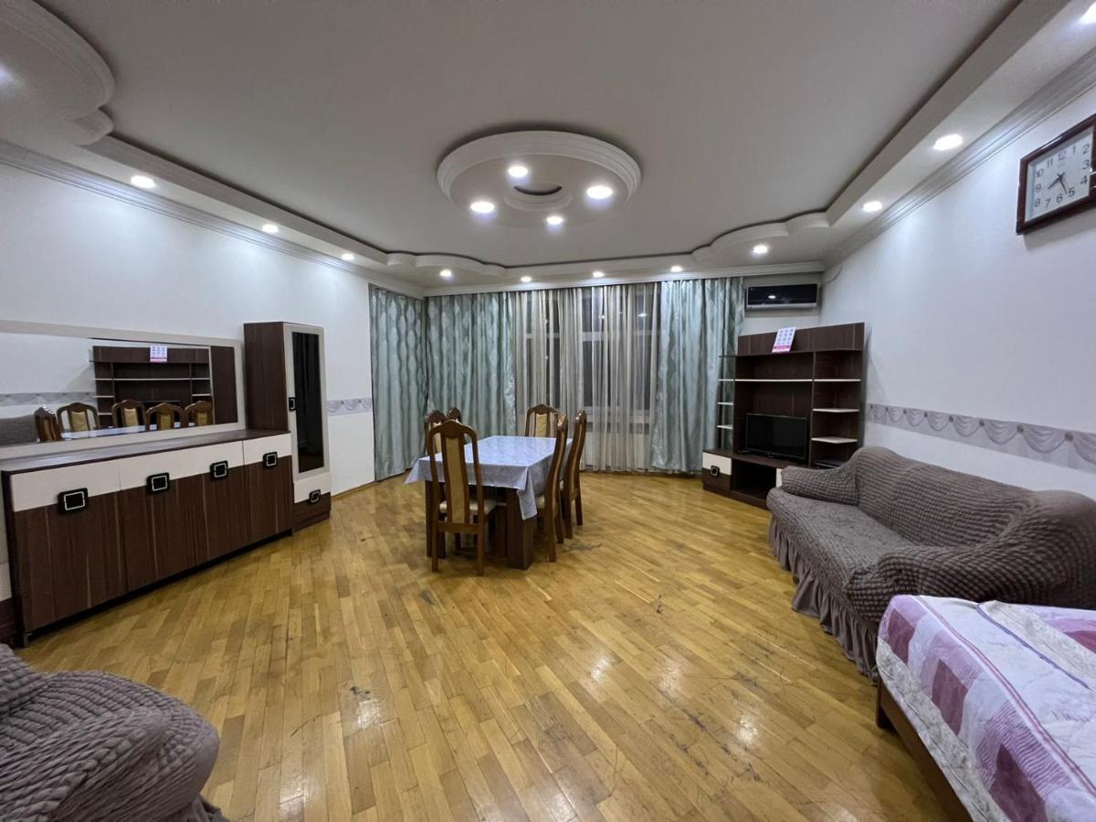 Bakuvi Apartments On New Boulveard Екстериор снимка