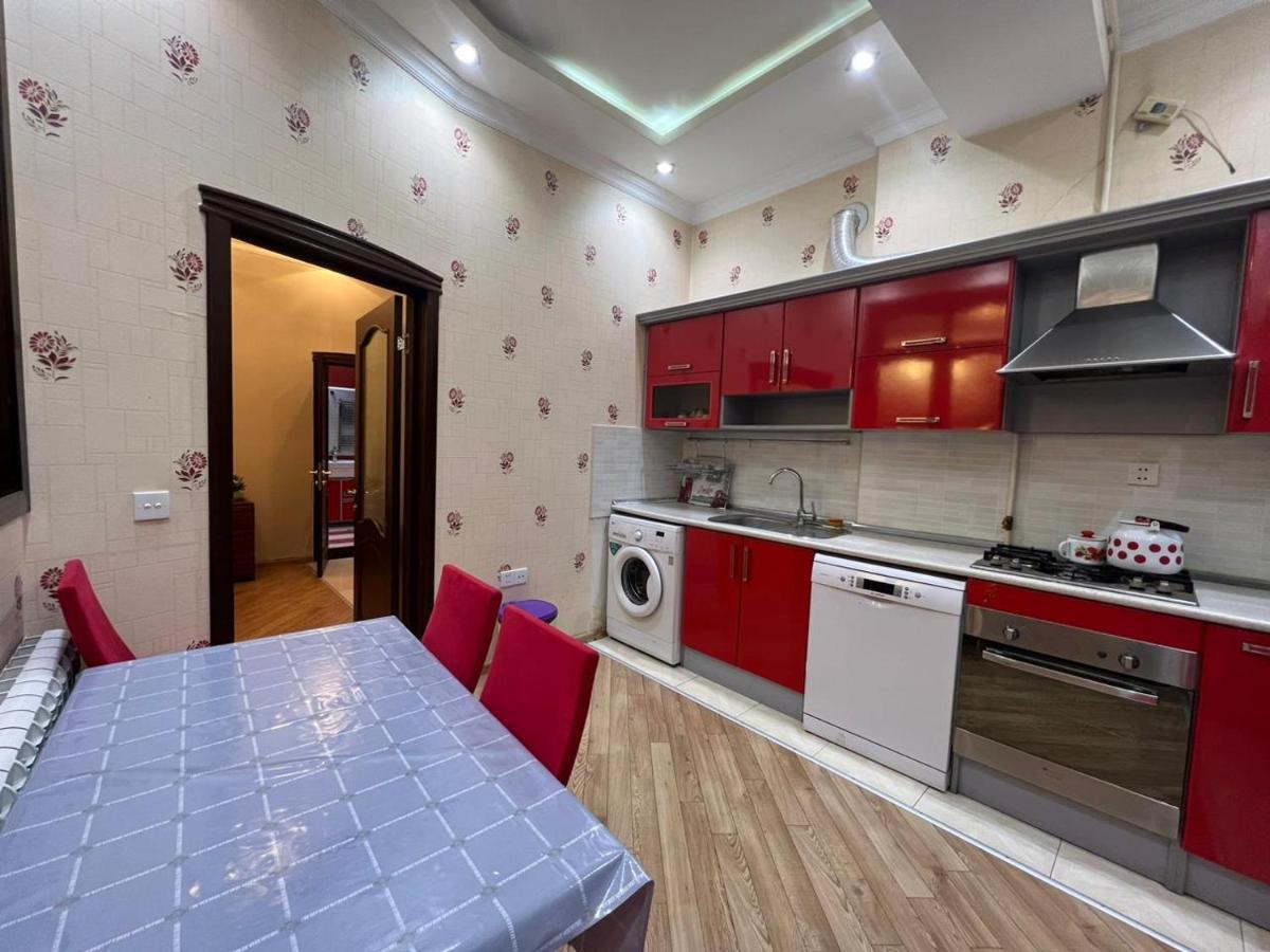 Bakuvi Apartments On New Boulveard Екстериор снимка