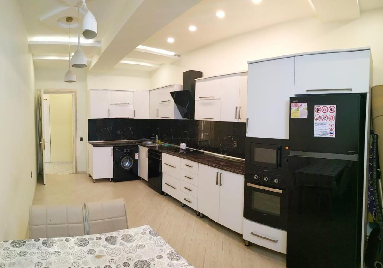 Bakuvi Apartments On New Boulveard Екстериор снимка